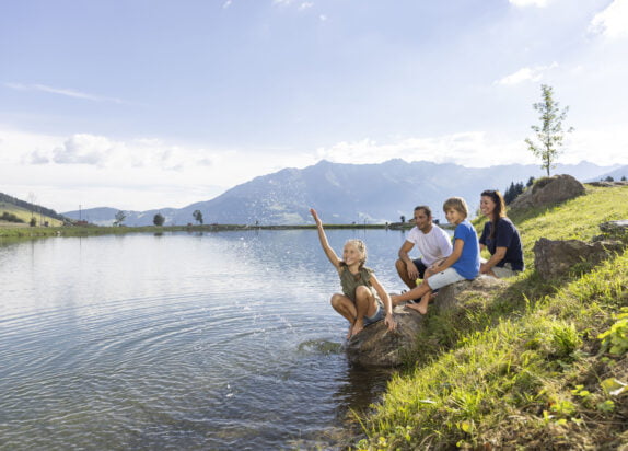 Familie am Wolfsee Fiss 