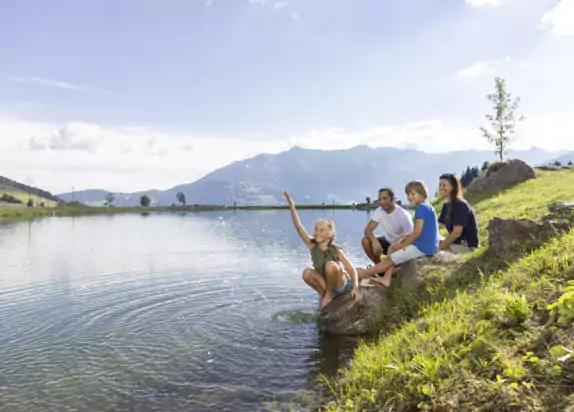 Familie am Wolfsee Fiss